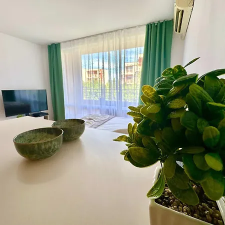 Family In Nessebar Club By Menada Apartmán